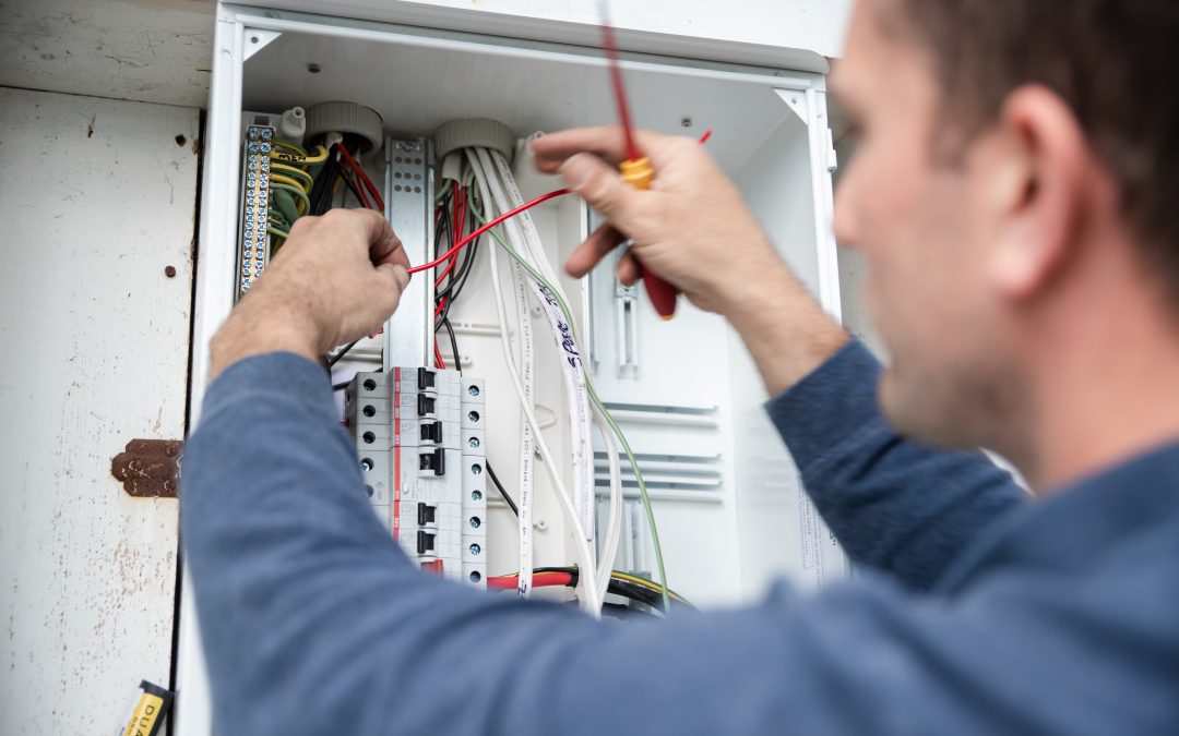 Why is it hazardous to replace a fuse wire with a copper wire?